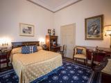 Junior Suite With Jetted Tub
