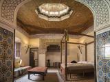 Honeymoon Suite