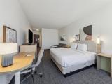King Room With Sofa Bed