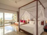 Oceanfront Villa with Open Air Bathtub