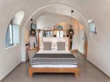 Deluxe Suite With Sea View And Jetted Tub