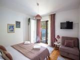 One-Bedroom Apartment With Balcony And Sea View