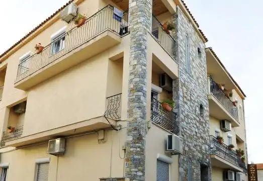 Small Double Room Ground Floor (No Balcony)