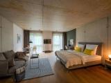 Medium Apartment with Queen Bed and Kitchen