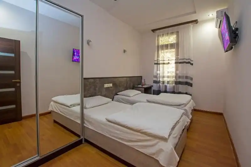 Comfort Twin Room With Shared Bathroom
