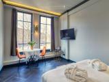 Street View Room