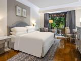 Luxury King Room With Balcony And Lagoon View