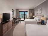 Executive Club Two Queen Room