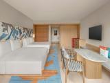 Family Suite, 2 Queen, Balcony