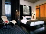 Suite, Corner (Skyline)