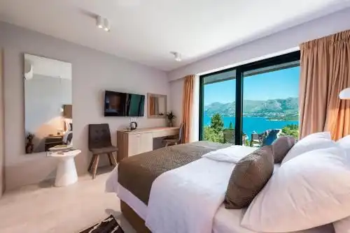 Deluxe Double Or Twin Room With Balcony And Sea View