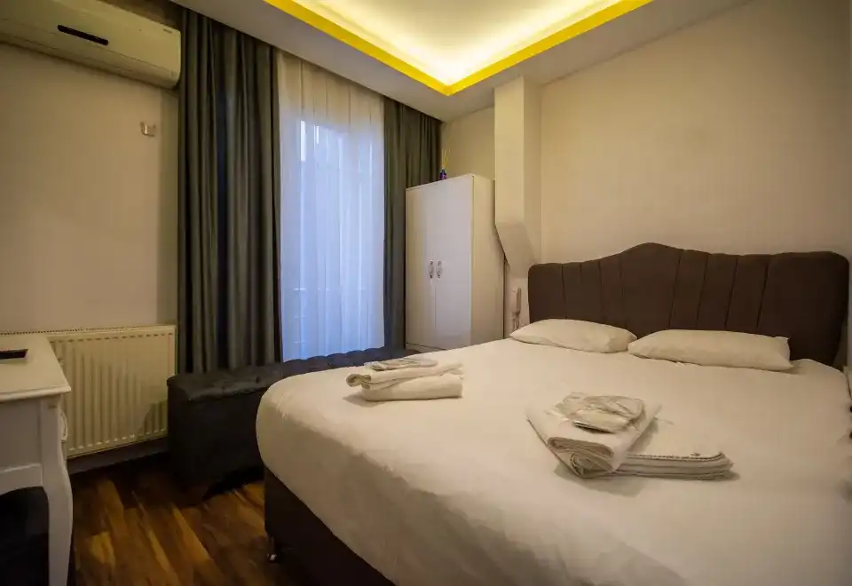 Deluxe Double or Twin Room, 1 Double or 2 Twin Beds, Non Smoking
