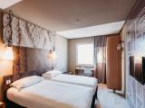 Standard Room with 2 Single Beds
