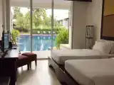 Twin Room with Pool Access