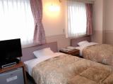 Twin Room With Bath