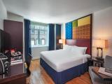 Superior King Room-Accessible
