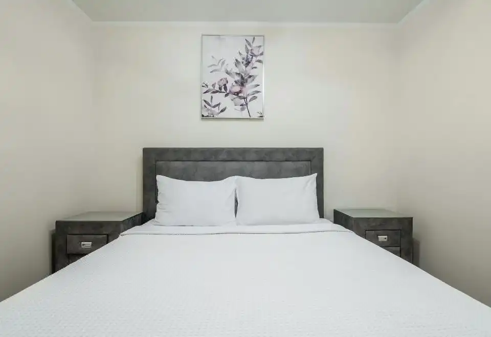 Comfort One-Bedroom Apartment With Sea View