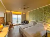 PREMIUM SEA VIEW