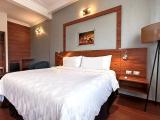 Junior King Suite