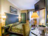 Classic Double room with courtyard view