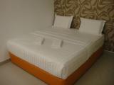 1 Supreme Room
