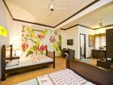 One-Bedroom Apartment With City View