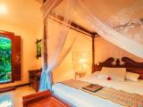 Deluxe Room, Garden View (Standard)
