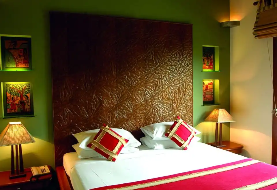 Villa With Lake View