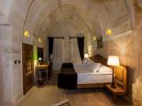 Double Room for Single Use