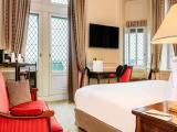 Deluxe Suite with Balcony