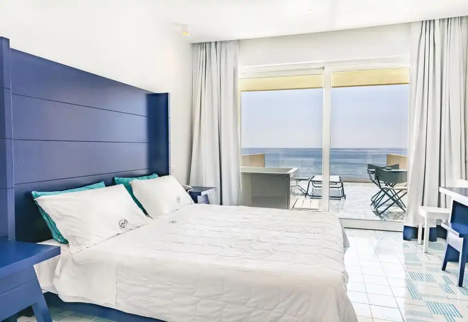 Camera Executive Con Jacuzzi Vista Mare