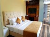 King Suite With Balcony And Pool View