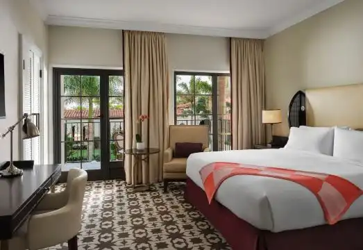 Room, 1 King Bed, Balcony (Estate View)