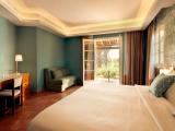 Deluxe Family Room with Garden View