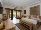 Deluxe Pool Facing Room