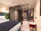 1 Queen Suite Duplex Old City View