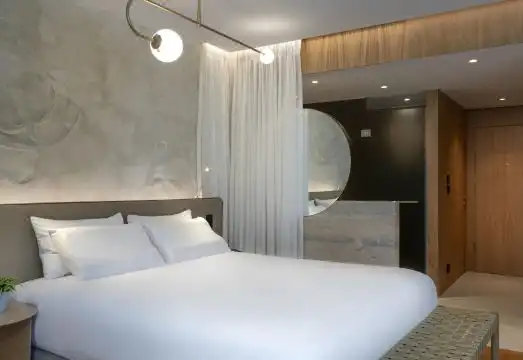 Deluxe King Room With Balcony