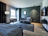 Luxury Plus Apartment with Queen Bed, Kitchen and Terrace