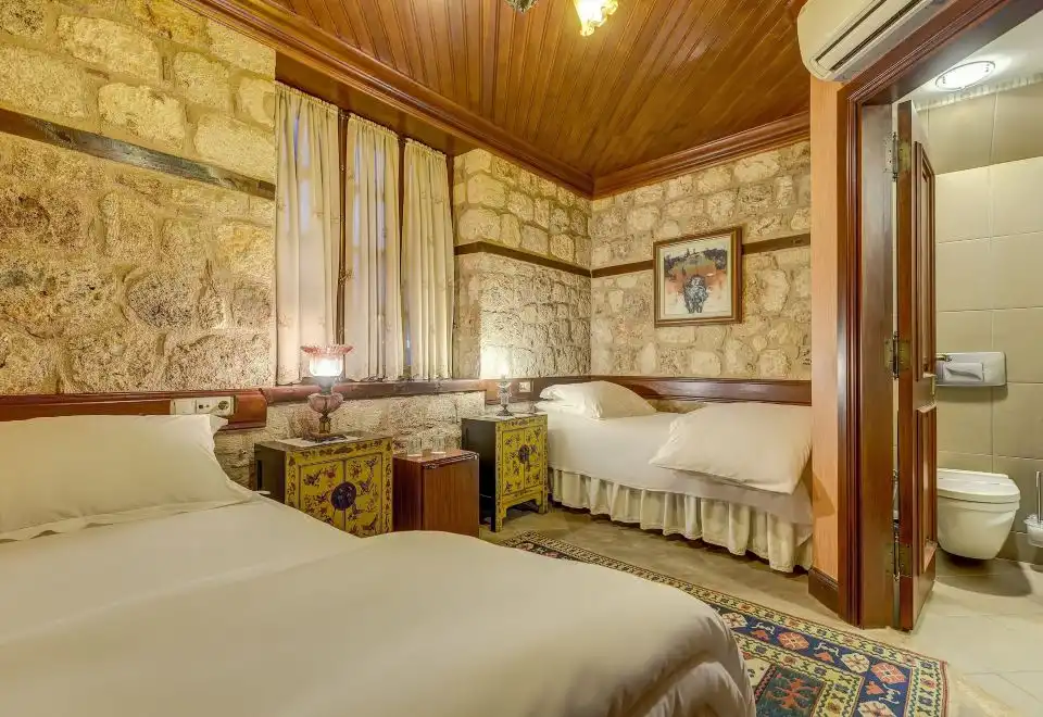 Behice - Deluxe Twin Room