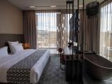 Panoramic Room