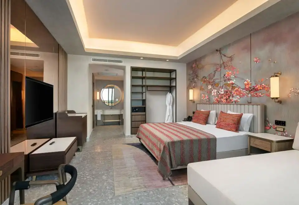 Family Room Golf View