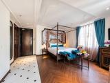 Junior Room, 1 Queen Bed, Terrace