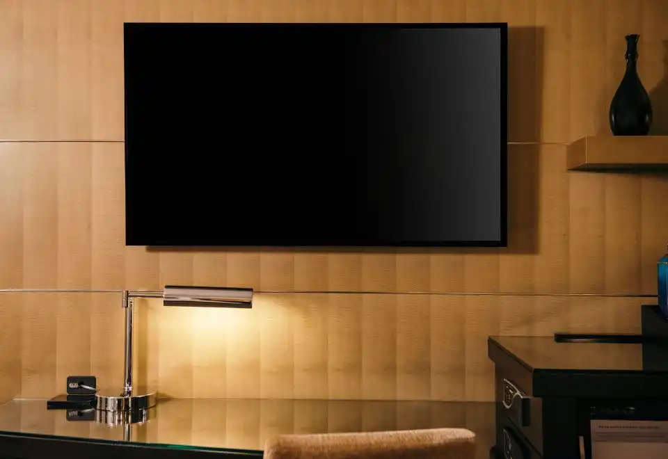 Restore Deluxe Two Queen Room