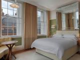 Large Queen Room - Heritage