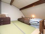 Japanese-Style Room 107 Ft2 with 88 Ft2 Loft, Shared Toilet & Bath (No Parking), Non Smoking