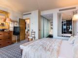Penthouse Rooftop Suite