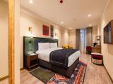 Standard King Room-Accessible
