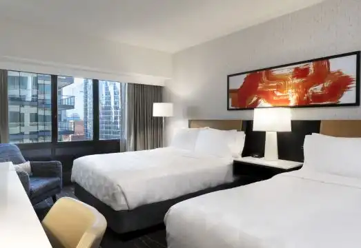 Mobil Acces Standard 2 Queen Room with Roll in Shower