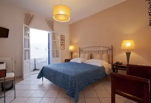 Standard Room With Partial Sea View