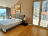 Deluxe Three-Bedroom Penthouse with Sea View